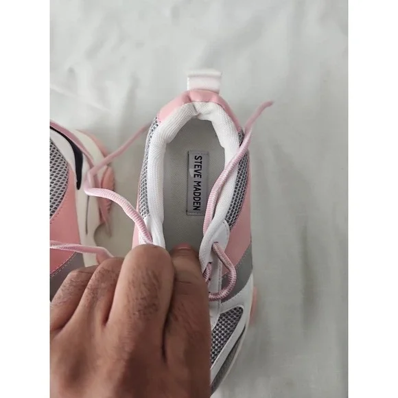Steve Madden Womens Pink Grey White Chunky Platform Fashion Sneakers Trainers